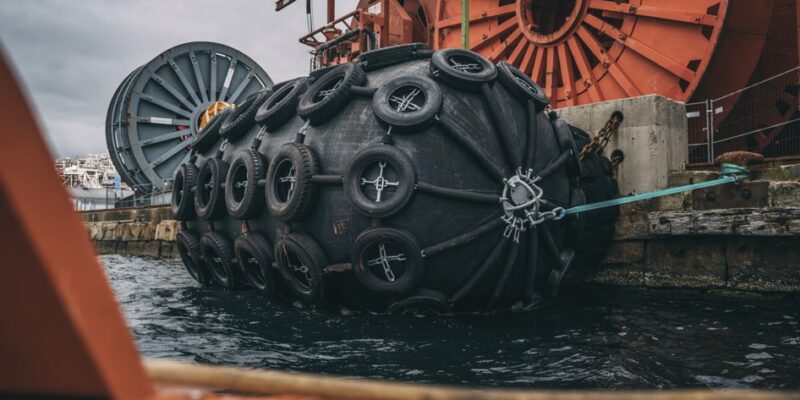 Top Benefits of Investing in High-Performance Marine Fenders